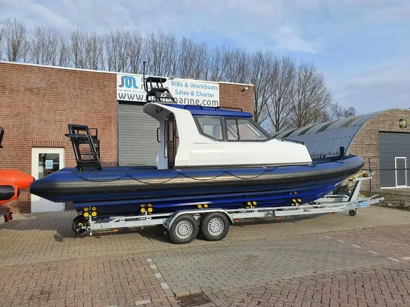 Bote inflável rígido à venda