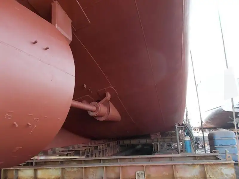 Navio frigorífico à venda