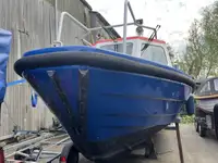 Navio de patrulha à venda