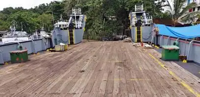 Balsa de desembarque, tanque à venda