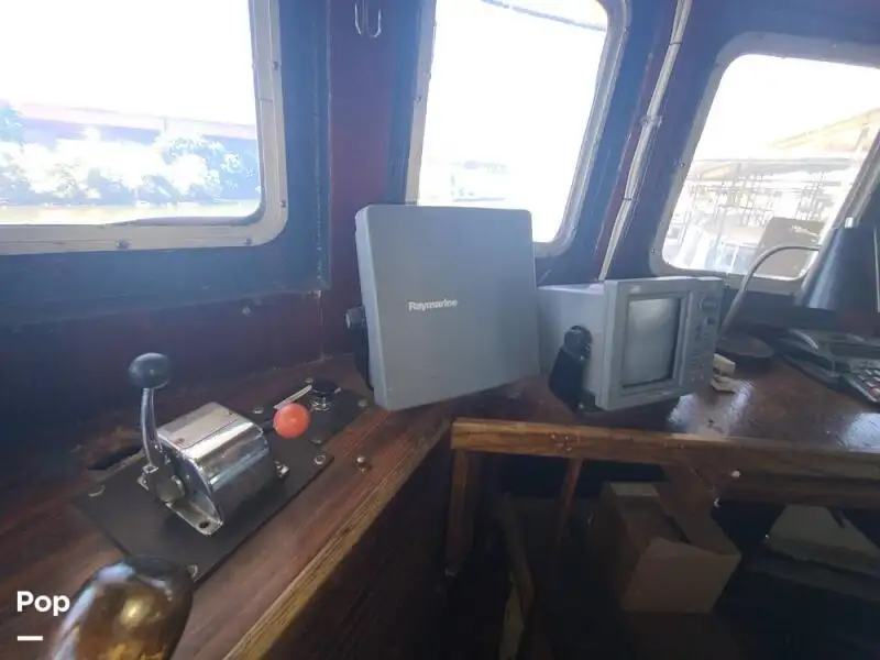 Navio de pesca de arrasto à venda