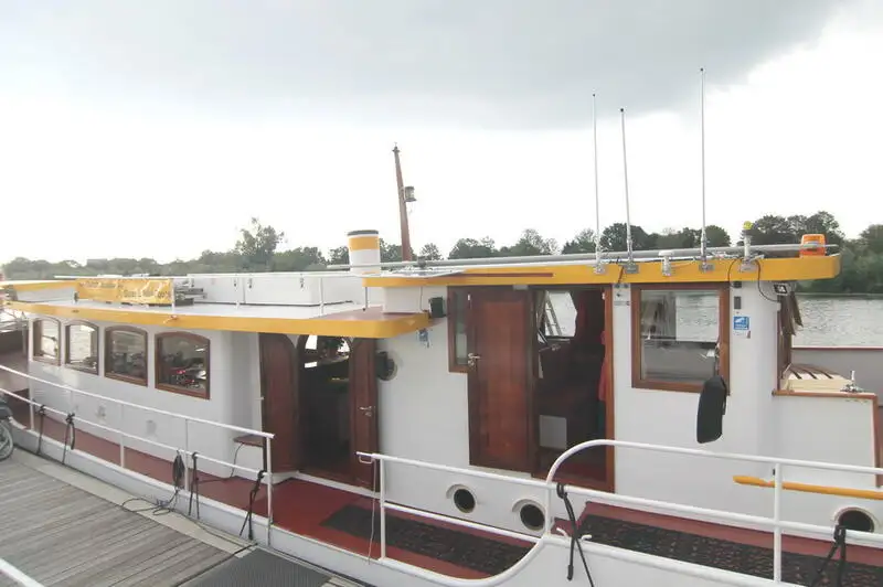 Navio de cruzeiro à venda