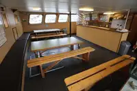 Navio de passageiros à venda