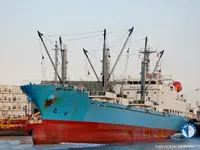 Navio frigorífico à venda
