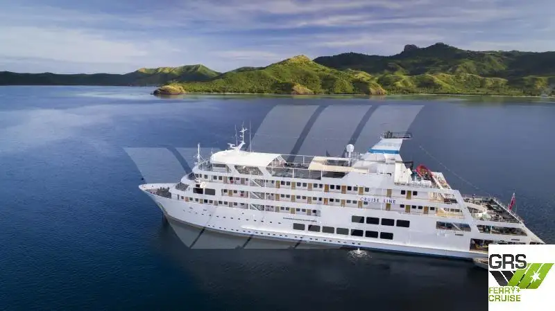 Navio de cruzeiro à venda