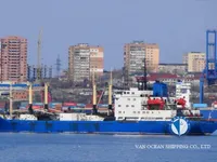 Navio frigorífico à venda