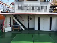 Navio porta-contêineres à venda