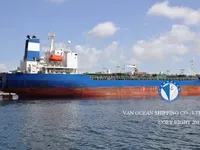 Navio-tanque de óleo/produtos químicos à venda