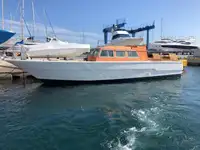 Barcos de trabalho à venda
