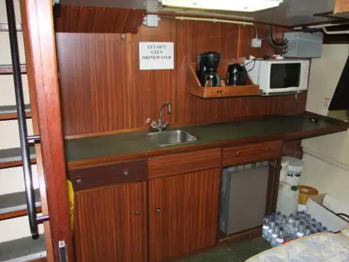 Navio de patrulha à venda