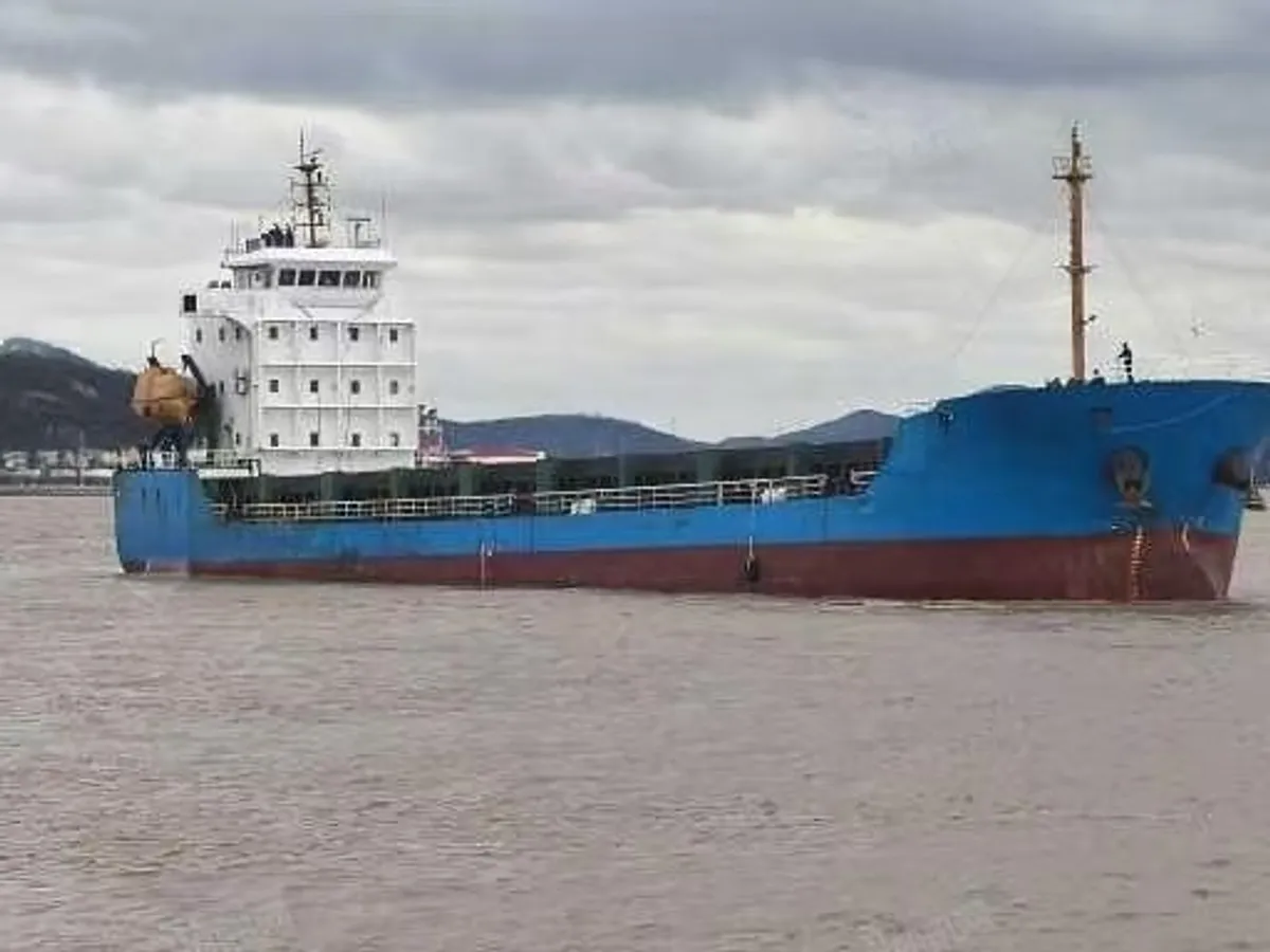 Navio porta-contêineres à venda