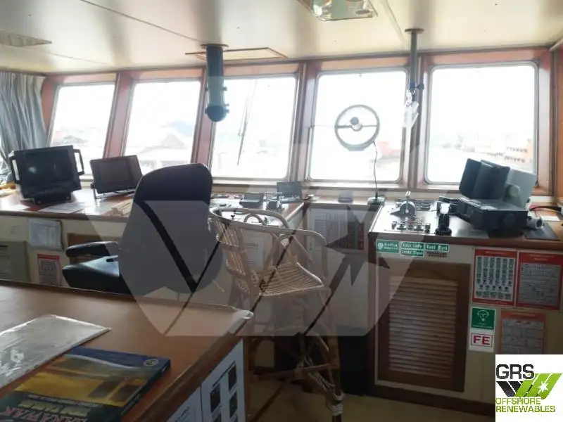 Balsa de desembarque, tanque à venda