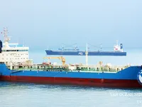 Navio-tanque de óleo/produtos químicos à venda