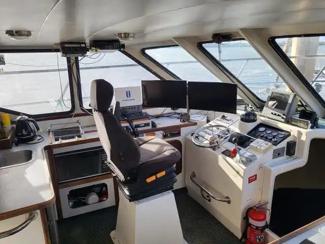 Navio de pesca de arrasto à venda