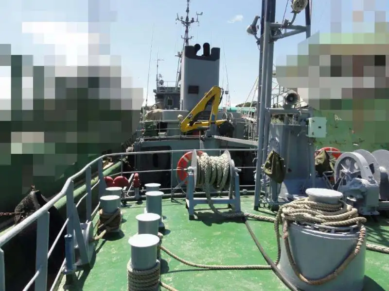 Navio de abastecimento à venda