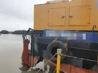 Barcaça à venda
