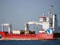 Navio frigorífico à venda