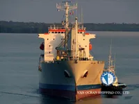 Navio frigorífico à venda