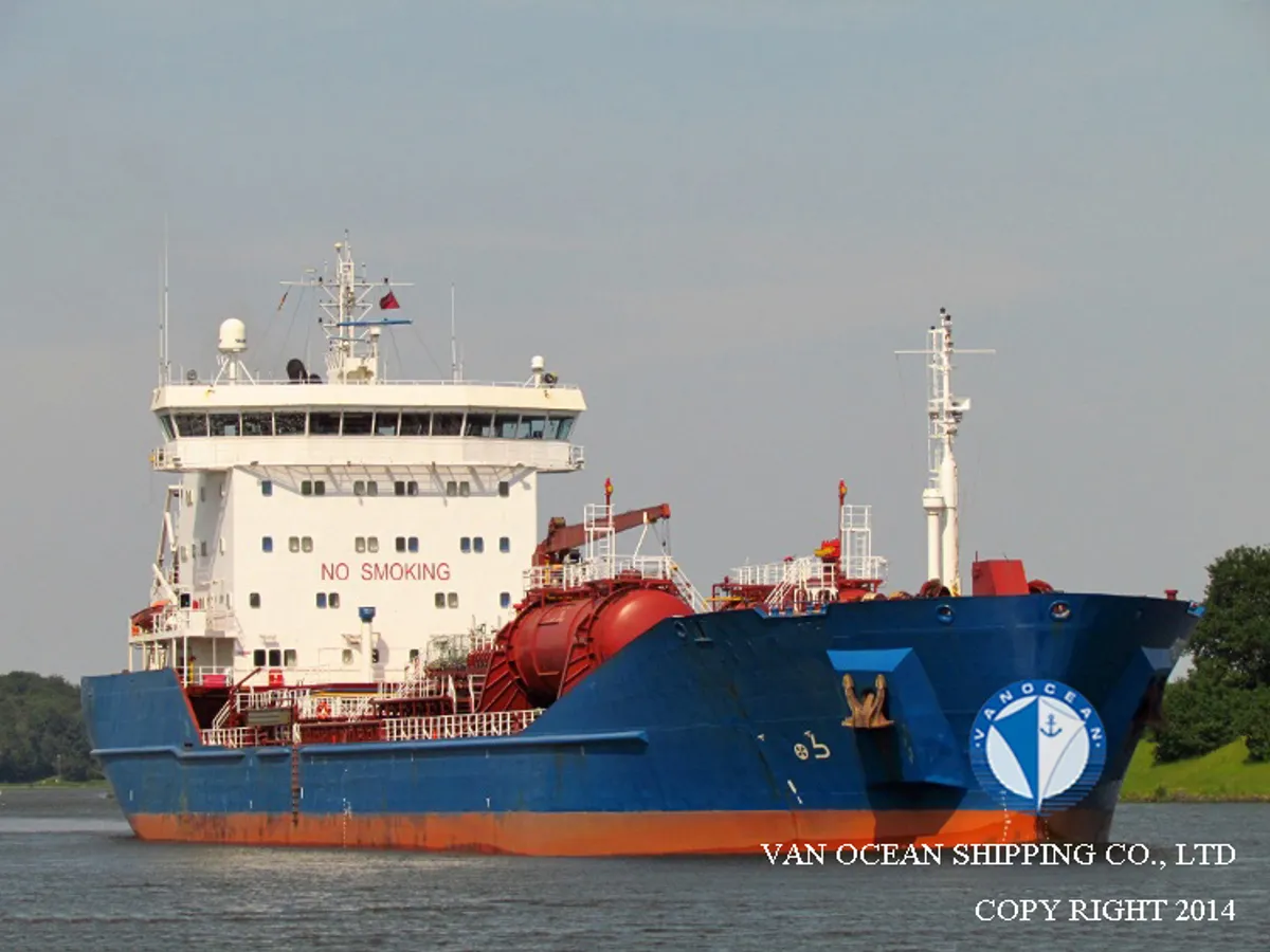 Navio-tanque de óleo/produtos químicos à venda
