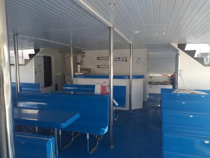 Navio de cruzeiro à venda