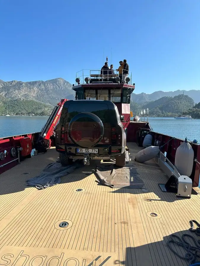 Balsa de desembarque, tanque à venda