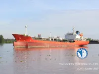 Navio-tanque de óleo/produtos químicos à venda
