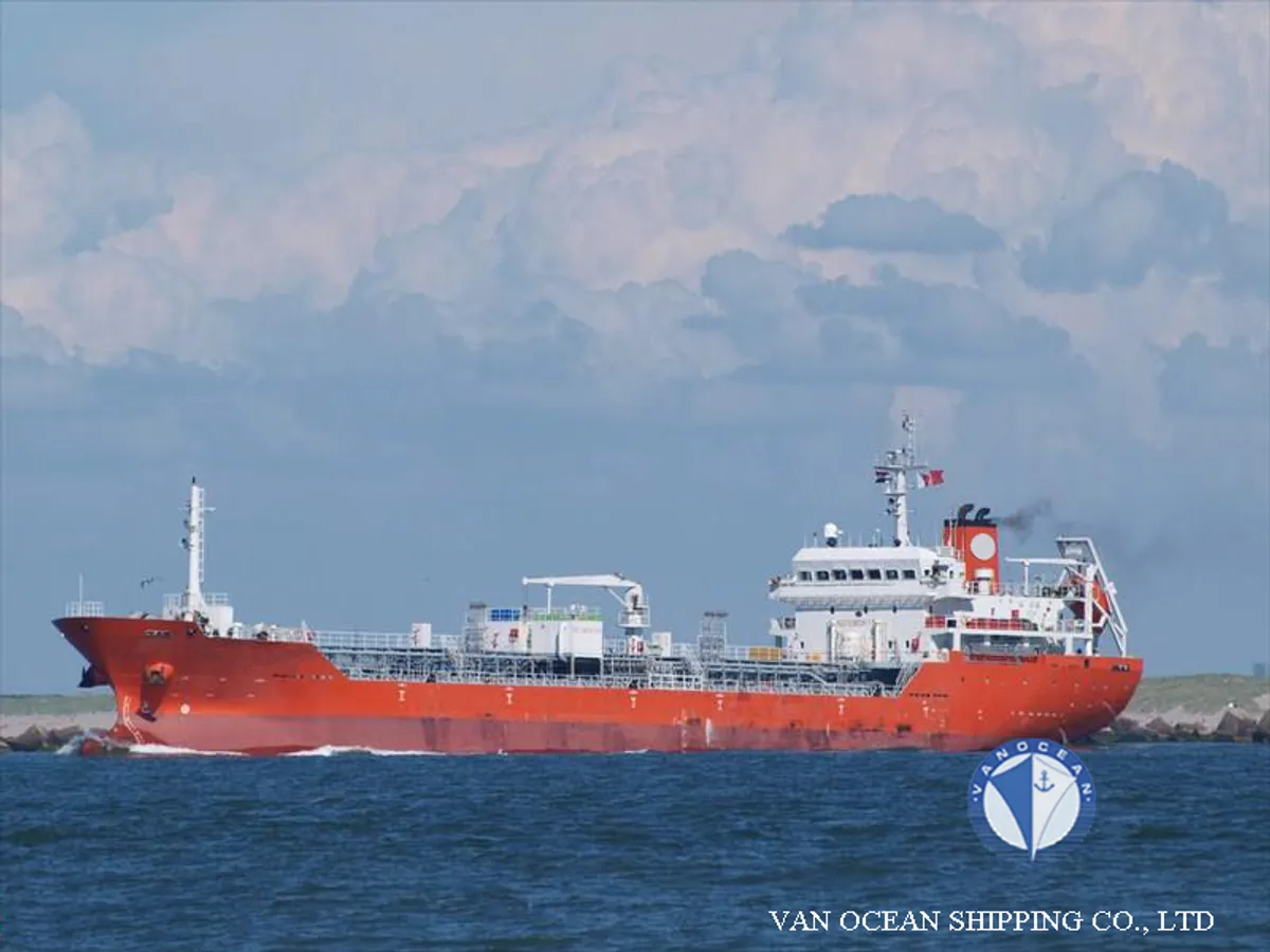 Navio-tanque de óleo/produtos químicos à venda