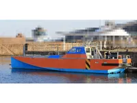 Barco de tripulação à venda
