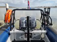 Navio porta-contêineres à venda