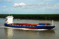 Navio porta-contentores à venda