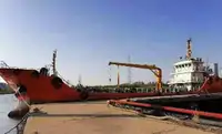 Oil/Chemical tanker à venda