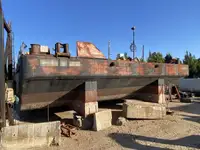 Rebocador à venda