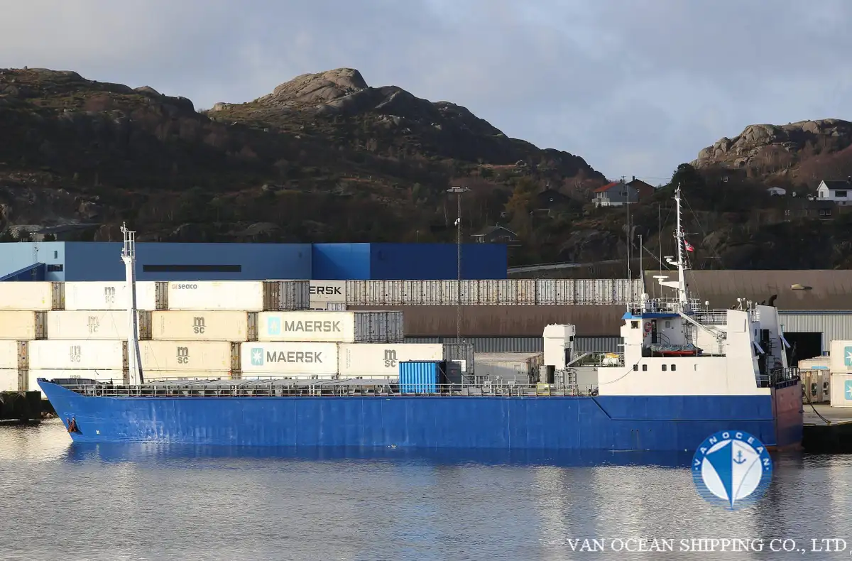 Navio frigorífico à venda