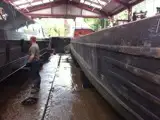 Ferro velho à venda