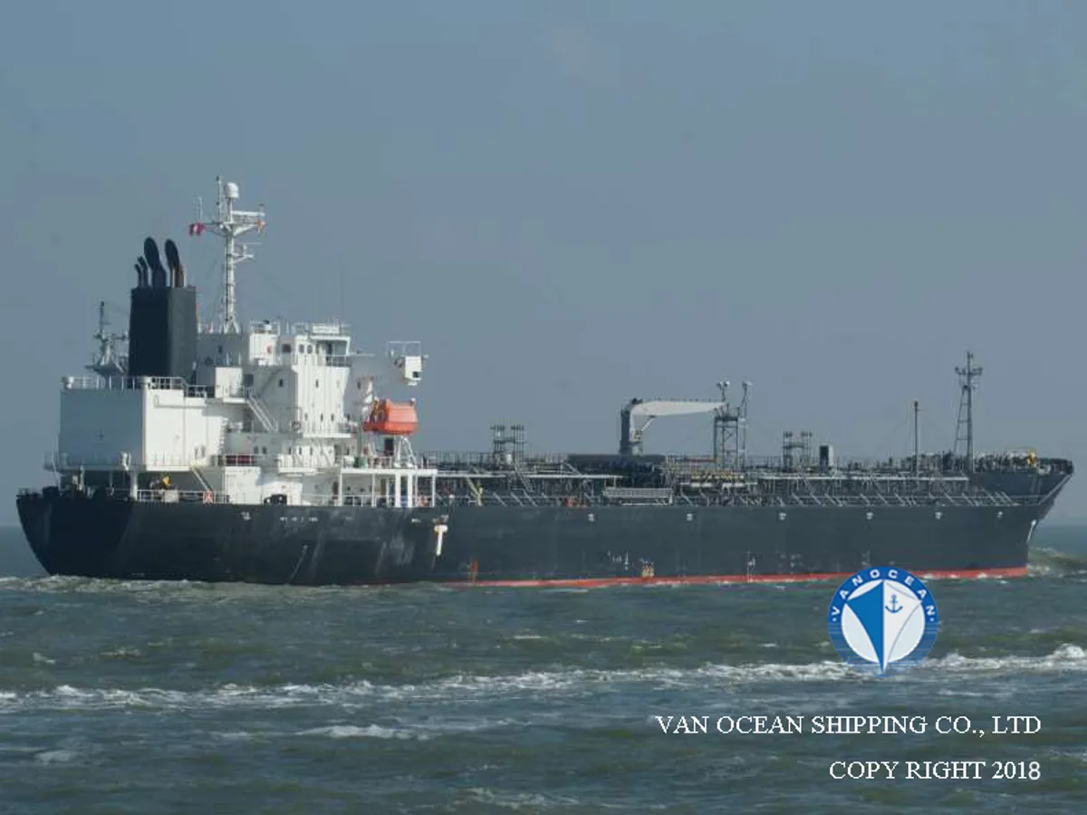 Navio-tanque de óleo/produtos químicos à venda