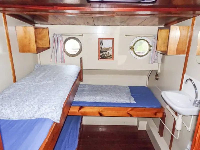 Navio graneleiro à venda