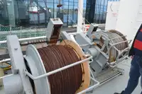 Navio porta-contêineres à venda