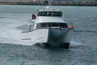 Catamarã à venda
