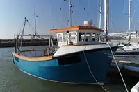 Barcos de trabalho à venda