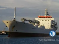 Navio frigorífico à venda