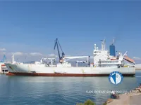 Navio frigorífico à venda