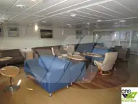 Navio de abastecimento à venda