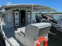 Catamarã à venda