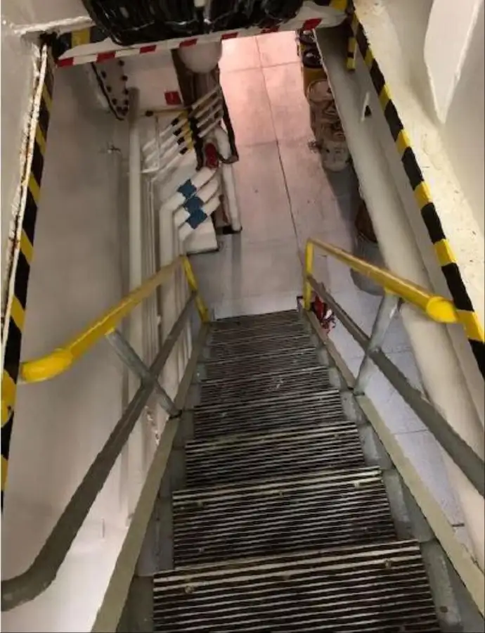 Navio de Suprimento Rápido (FSV) à venda
