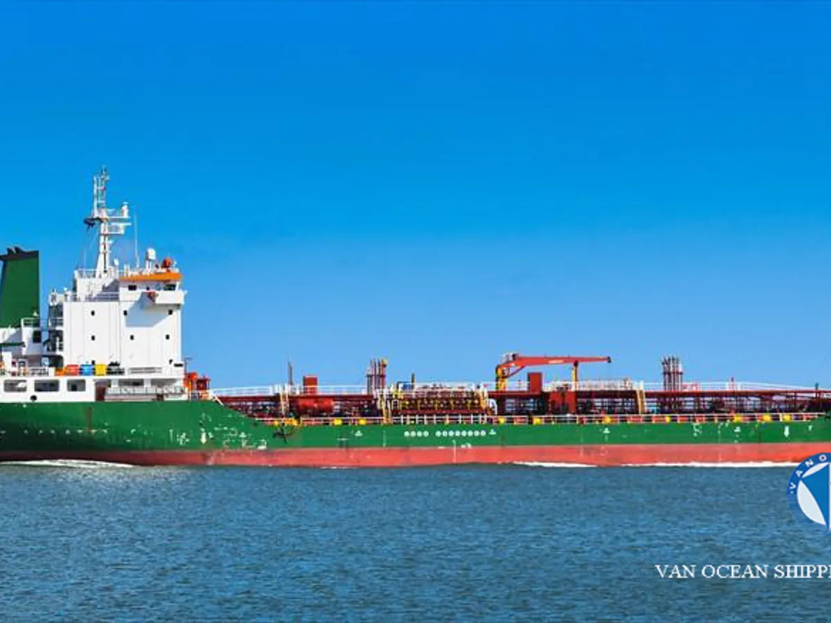 Navio-tanque de óleo/produtos químicos à venda