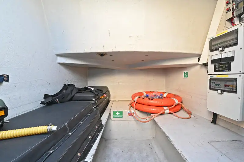 Bote inflável rígido à venda
