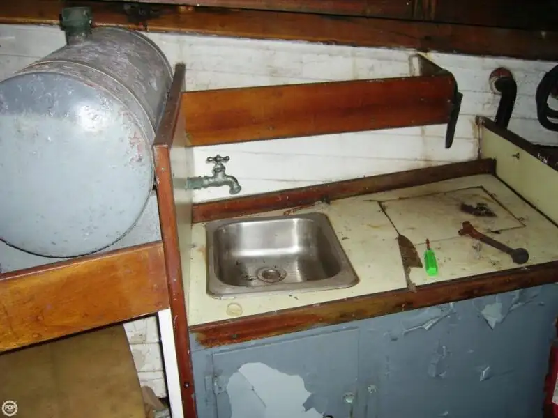 Barcaça à venda