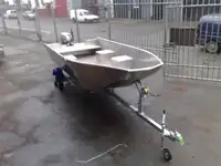 Barcos de trabalho à venda
