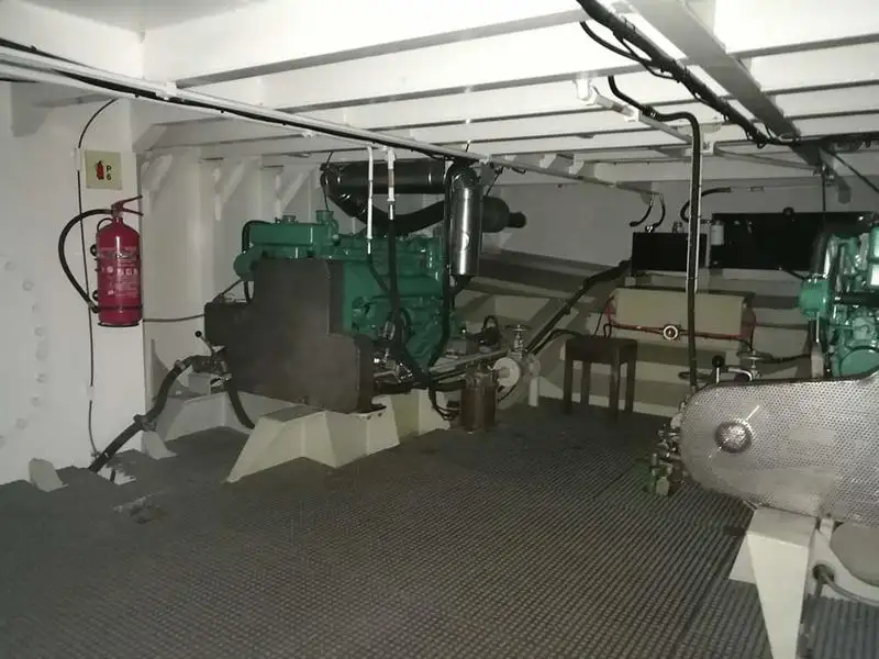 Barcos de trabalho à venda