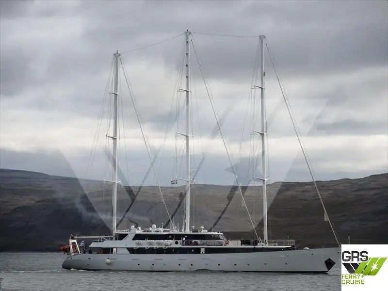Navio de cruzeiro à venda